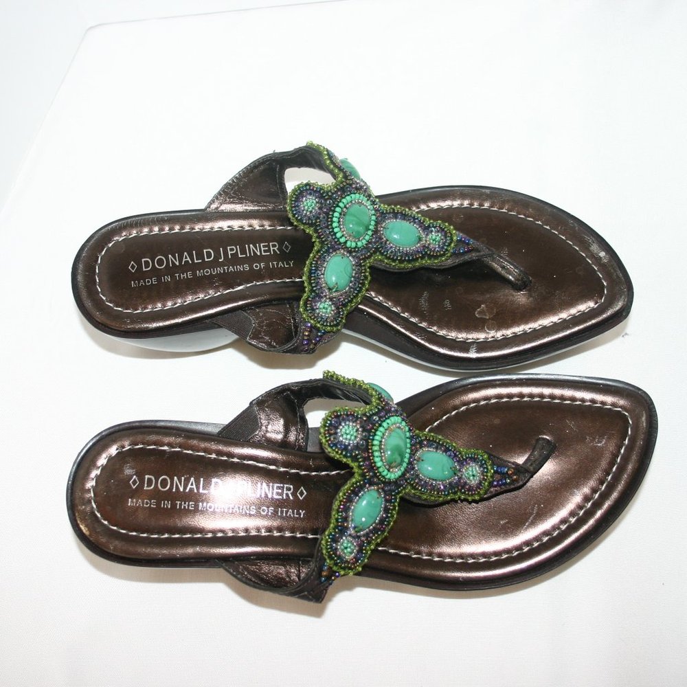 Donald Pliner Wedge Heel Sandal 'Cece" Size 8.5 J-894. New Condition. No box. - Picture 2 of 10